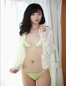 《邻居寡妇4免费观看》