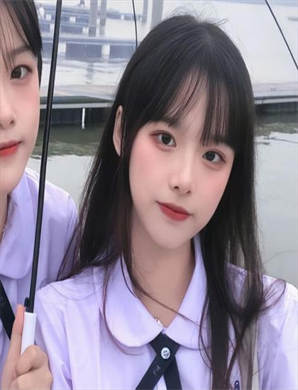 《寡妇胜过与坏人为伍》独家揭秘：的文化符号与象征意义 带你了解电影制作的点点滴滴